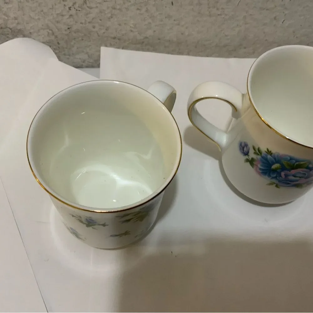Royal Canterbury Blue Roses Green Leaves Gold Tone Trim 2 Coffee Mug / TeaCups
